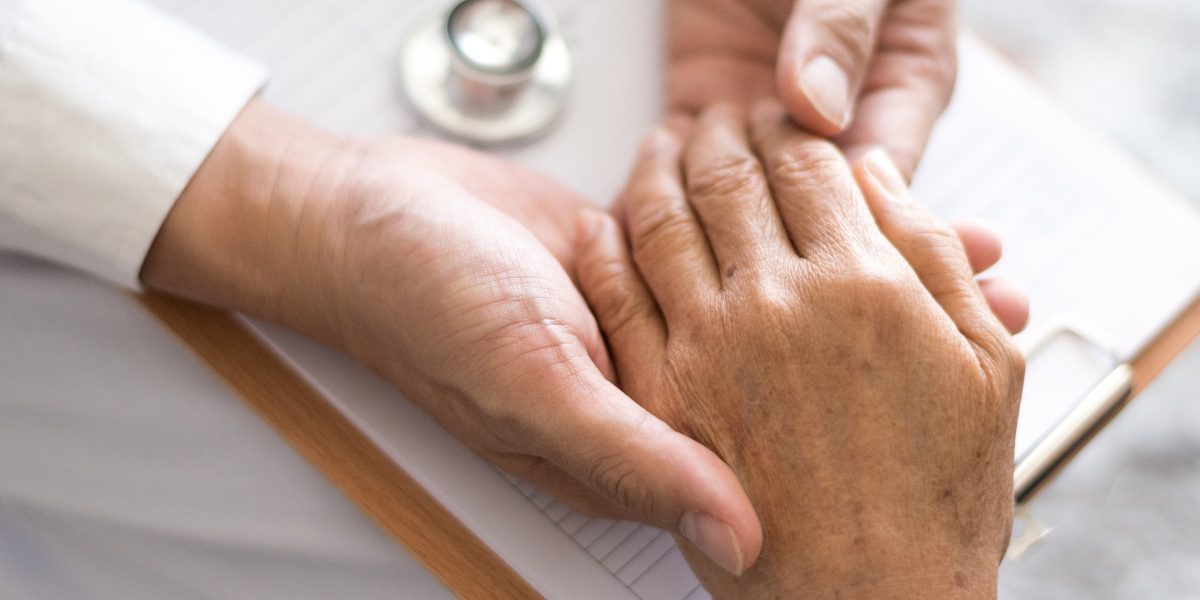 Você está sentindo dores ou desconforto nas mãos? Se sim, a fisioterapia especializada pode ser a melhor solução para ajudar a melhorar a funcionalidade e o bem-estar das suas mãos. Nossas mãos são muito importantes no nosso dia a dia, e qualquer dor ou problema pode atrapalhar a nossa vida. Por isso, é importante procurar um profissional qualificado para garantir um tratamento eficaz e rápido. Em muitos casos, a orientação de um Fisioterapeuta integrativo para mãos em Trindade pode ser indispensável para um diagnóstico preciso e um plano de reabilitação adequado.